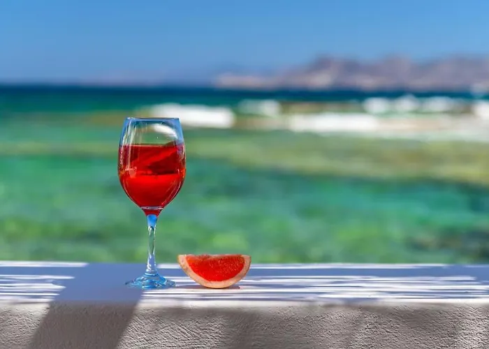 Esperanza Boathouses *