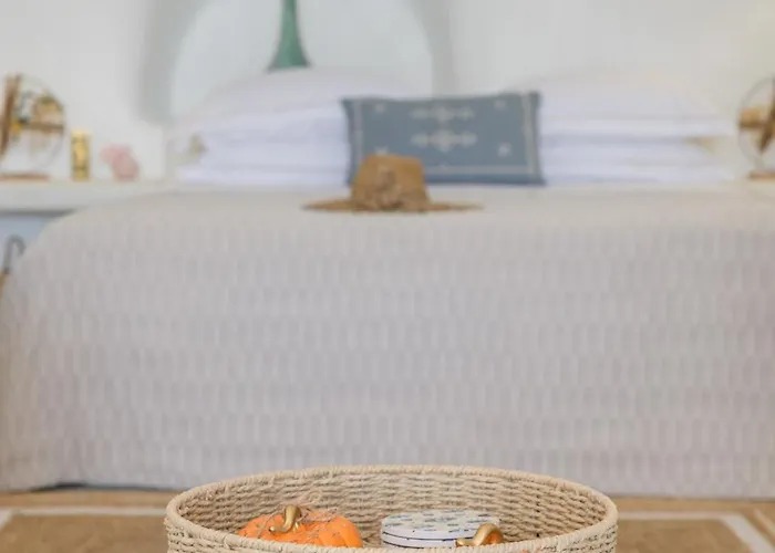 Esperanza Boathouses