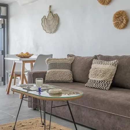 Esperanza Boathouses Mandrakia