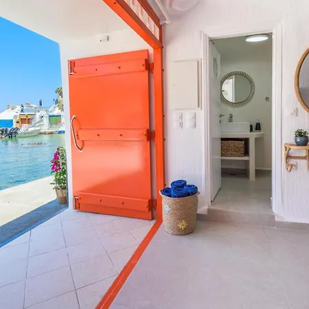 Esperanza Boathouses Holiday home